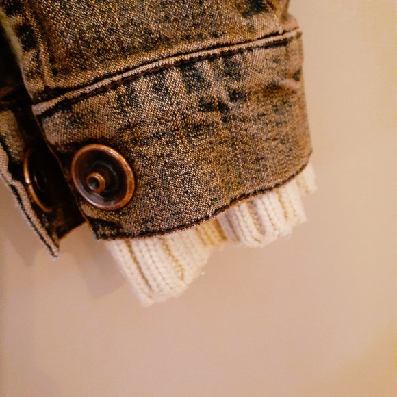 Vintage Earthy Rustic Sweater Jean Jacket Distressed w/brass snaps Sz M EUC - Picture 8 of 8